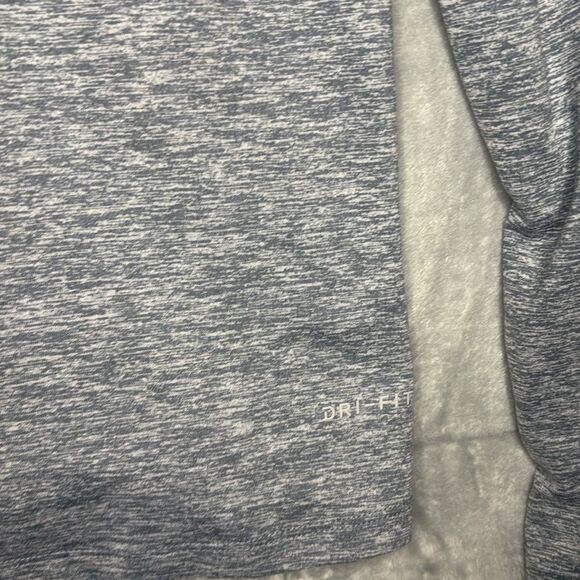 Nike Heathered Light Blue 1/4 Zip Running Lightweight Pullover Size XS - Picture 9 of 10